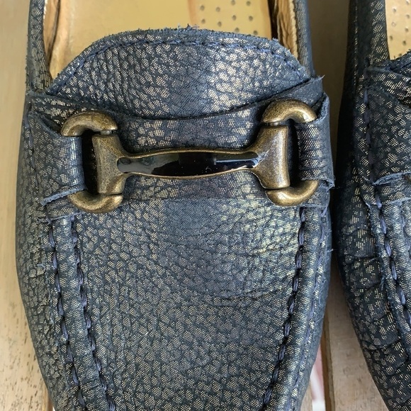 MARC JOSEPH Blue Metallic Textured Loafers - Picture 3 of 7